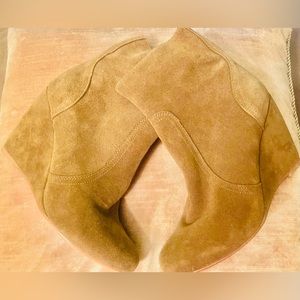 Joie Italian Vero Cuoio Leather Suede Taupe calf high zipper up boots size 39